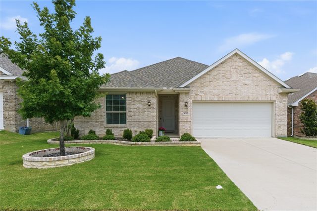 4735 Bluffview Drive, Haltom City, TX 76137