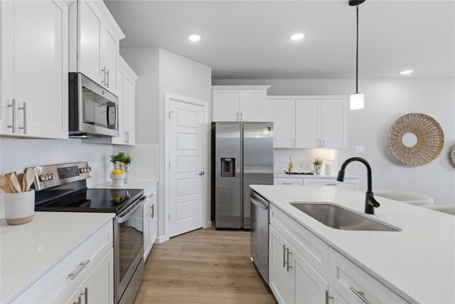 4735 Bluffview Drive, Haltom City, TX 76137