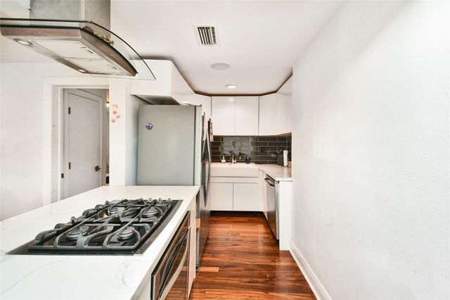 1204 Archer St, Houston, TX 77009