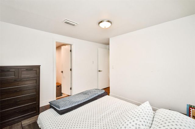1204 Archer St, Houston, TX 77009