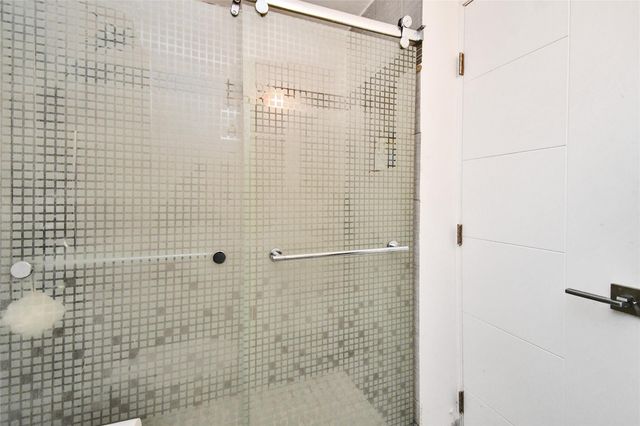 1204 Archer St, Houston, TX 77009