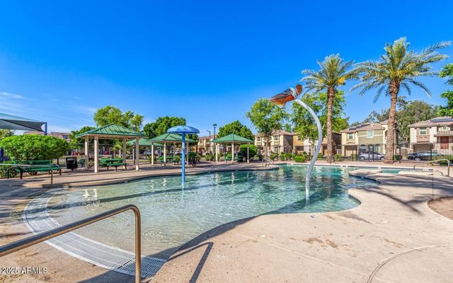 2121 N 77th Drive, Phoenix, AZ 85035