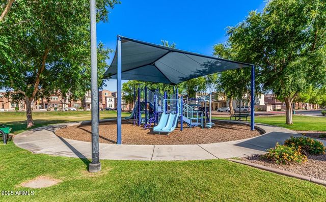 2121 N 77th Drive, Phoenix, AZ 85035