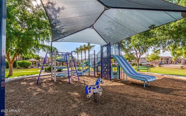 2121 N 77th Drive, Phoenix, AZ 85035