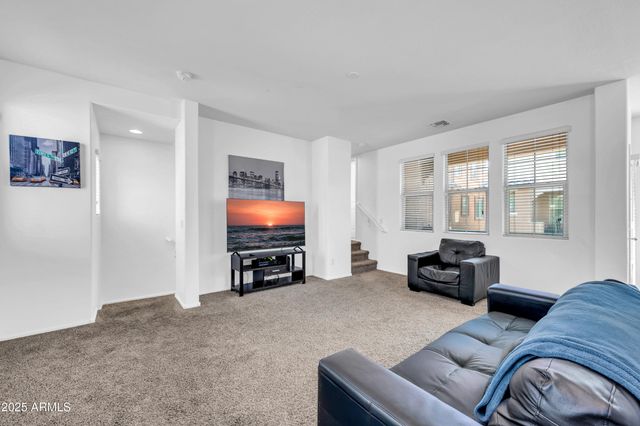 2121 N 77th Drive, Phoenix, AZ 85035