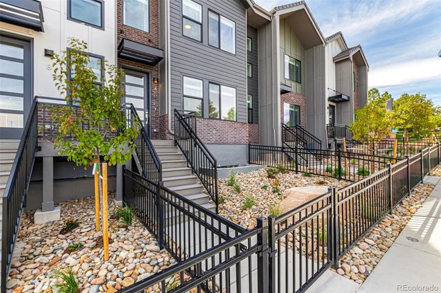 31 Ascent Trail, Englewood, CO 80112
