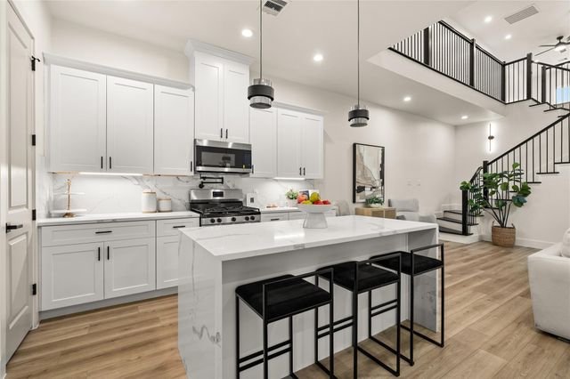 3539 Mainer Street B, Houston, TX 77021