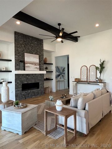 4601 S Sequoia Avenue, Broken Arrow, OK 74011