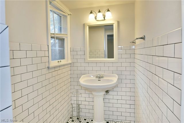 94 Jennette Drive, Youngstown, OH 44512