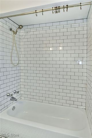 94 Jennette Drive, Youngstown, OH 44512