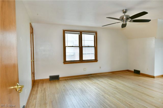 94 Jennette Drive, Youngstown, OH 44512