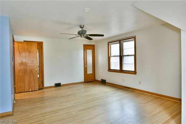 94 Jennette Drive, Youngstown, OH 44512