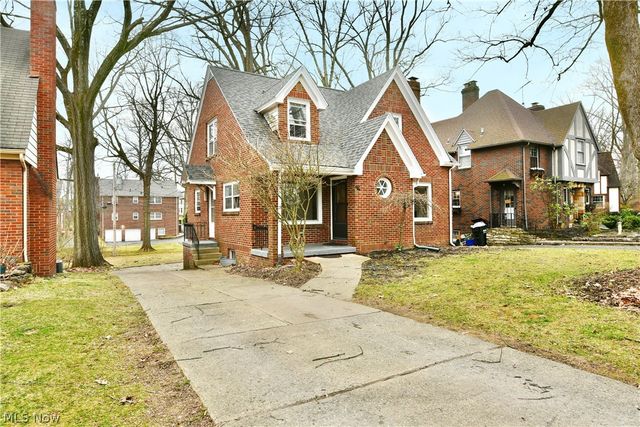 94 Jennette Drive, Youngstown, OH 44512