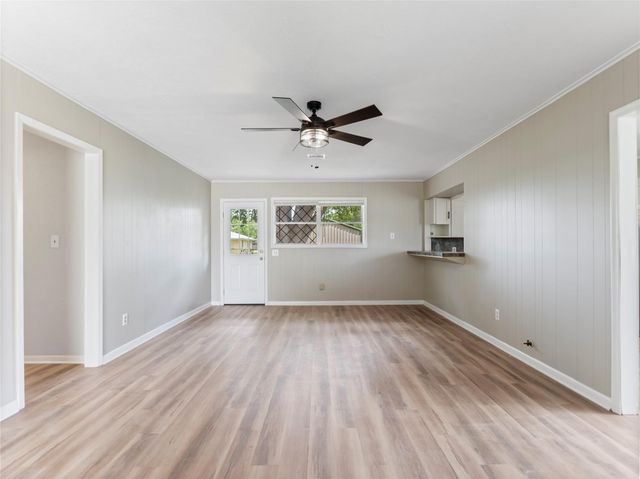 1705 Spruce Street, Bay City, TX 77414