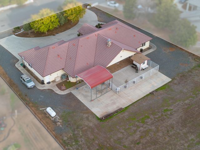 16777 Coyote Drive, Springville, CA 93265