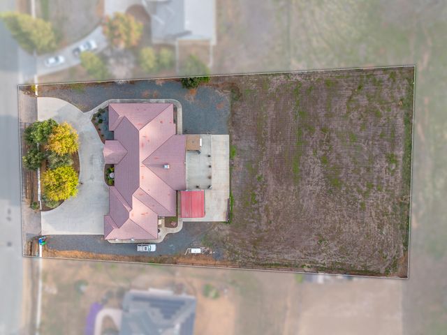 16777 Coyote Drive, Springville, CA 93265