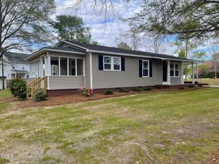 409 Lipscomb Road, Angier, NC 27501