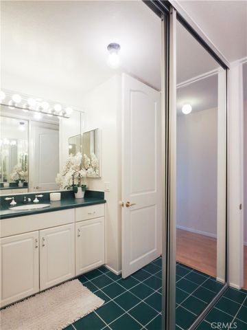 6526 Ocean Crest A215, Rancho Palos Verdes, CA 90275