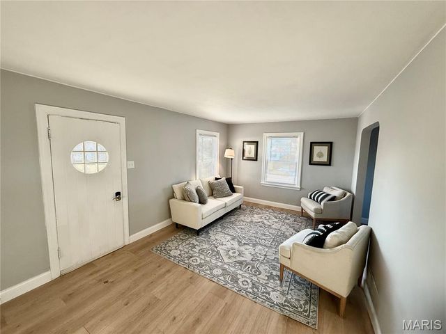 1940 Stedman Court, Overland, MO 63114