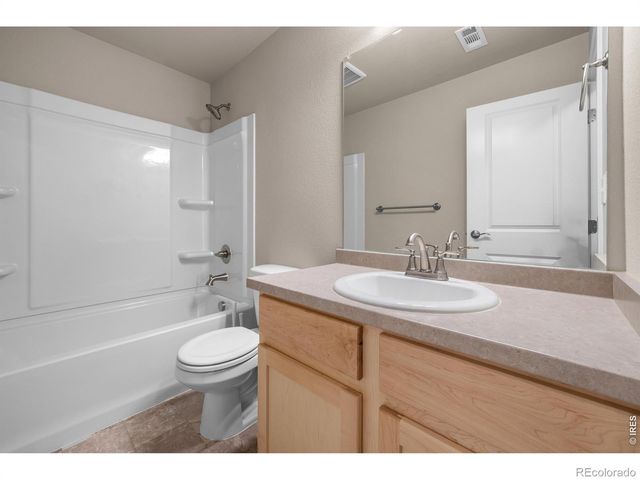 4272 Scenic Lane, Johnstown, CO 80534