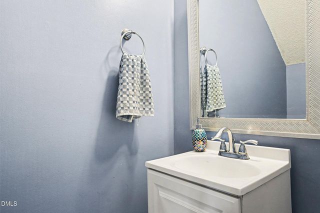 5103 Jimmy Ridge Place, Raleigh, NC 27610