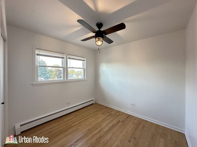 1812 N 20th Avenue 3, Melrose Park, IL 60160