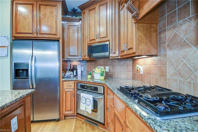 6016 Spinnaker Cove CT, Suffolk, VA 23435