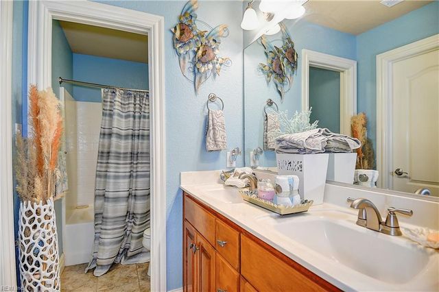 6016 Spinnaker Cove CT, Suffolk, VA 23435