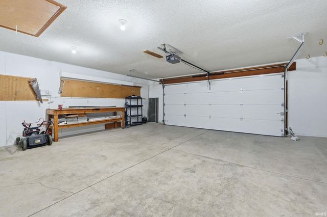 6421 Spy Glass Run, Fort Wayne, IN 46804