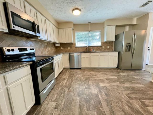 19419 Moonhollow Drive, Houston, TX 77084