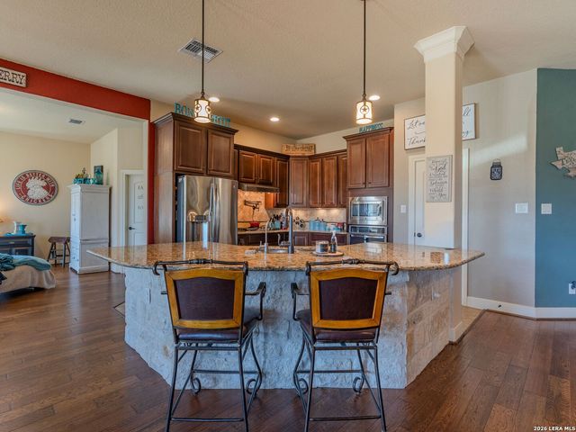 107 Ridge Place, Boerne, TX 78006