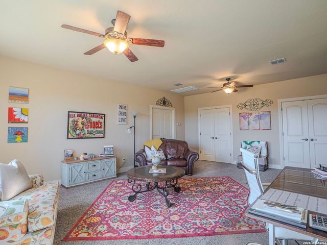 107 Ridge Place, Boerne, TX 78006