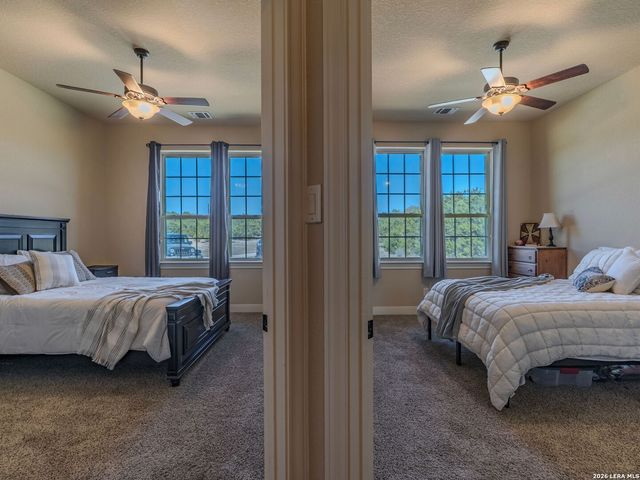 107 Ridge Place, Boerne, TX 78006