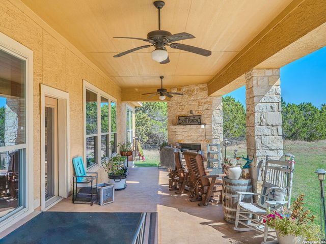 107 Ridge Place, Boerne, TX 78006
