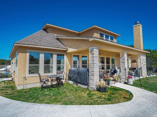 107 Ridge Place, Boerne, TX 78006