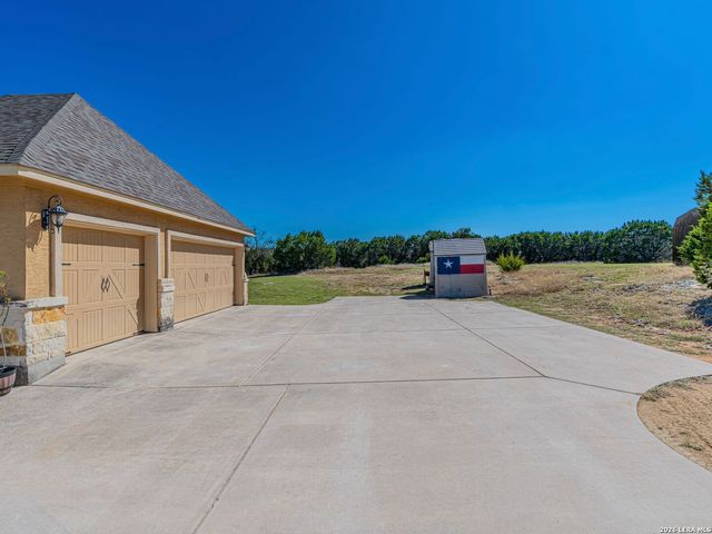 107 Ridge Place, Boerne, TX 78006