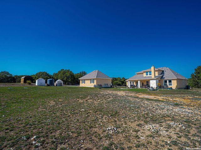 107 Ridge Place, Boerne, TX 78006