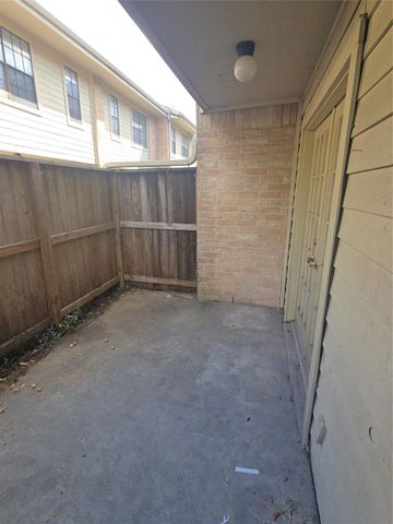 14600 Fonmeadow Drive 1700, Houston, TX 77035