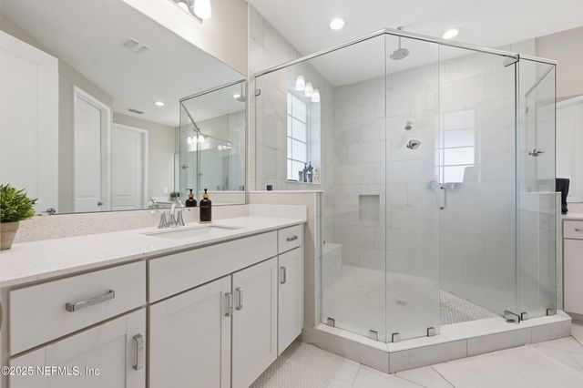 45 RUM RUNNER Way, St. Johns, FL 32259