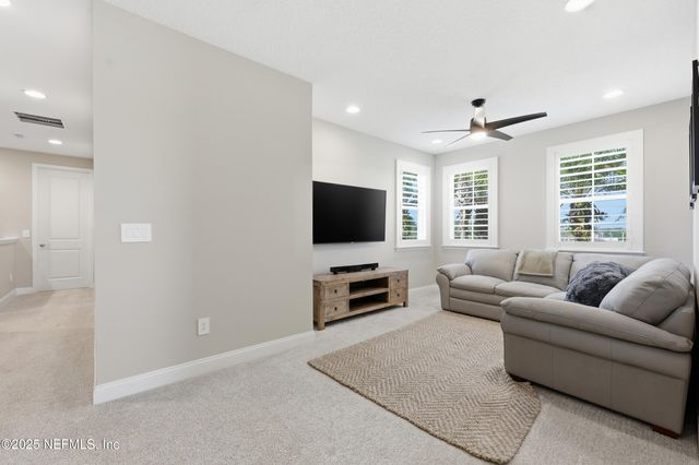 45 RUM RUNNER Way, St. Johns, FL 32259