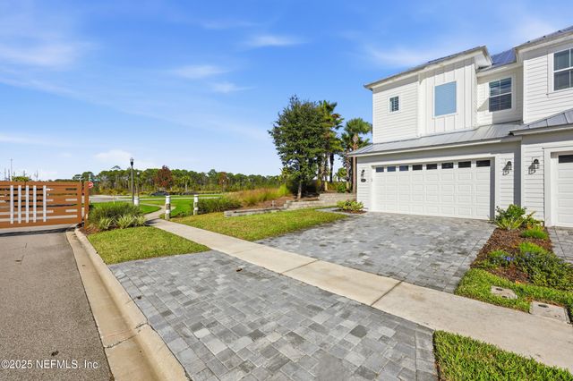 45 RUM RUNNER Way, St. Johns, FL 32259