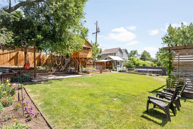 11931 W 14th Avenue, Lakewood, CO 80401