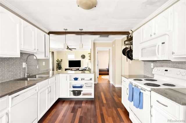 11931 W 14th Avenue, Lakewood, CO 80401