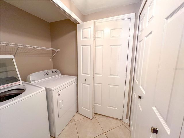 4933 NW 1ST PLACE 110, Gainesville, FL 32607