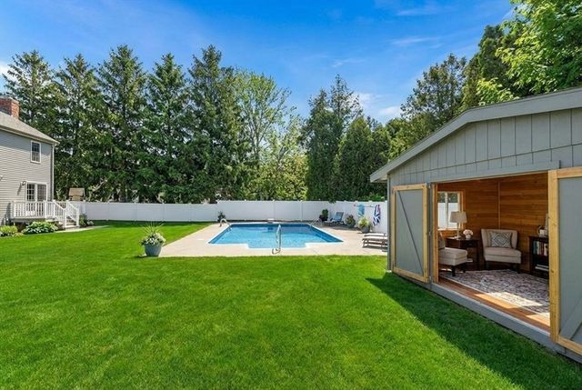 443 Vernon St, Bridgewater, MA 02324
