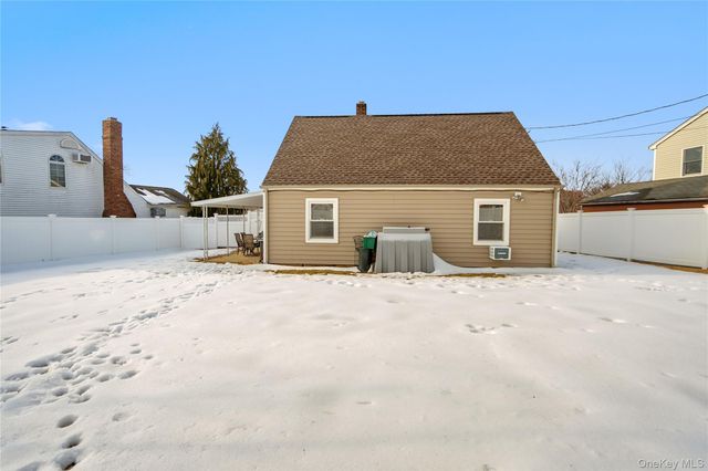 108 Swan Lane, Levittown, NY 11756