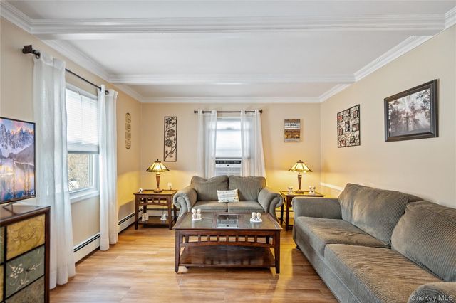 108 Swan Lane, Levittown, NY 11756