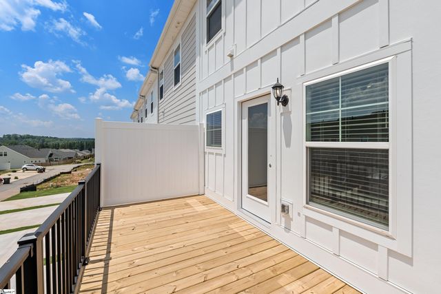 33 Leander Drive, Greer, SC 29651