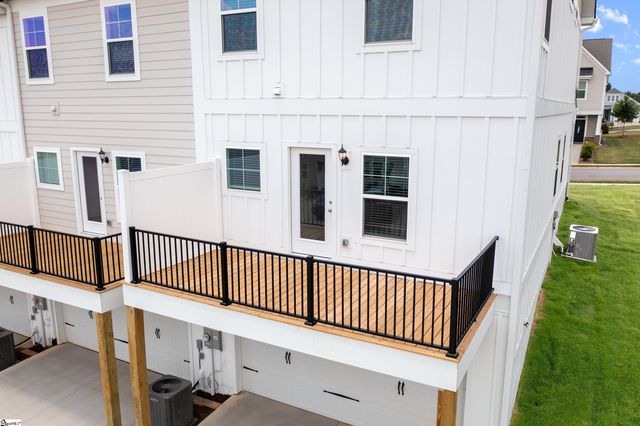 33 Leander Drive, Greer, SC 29651