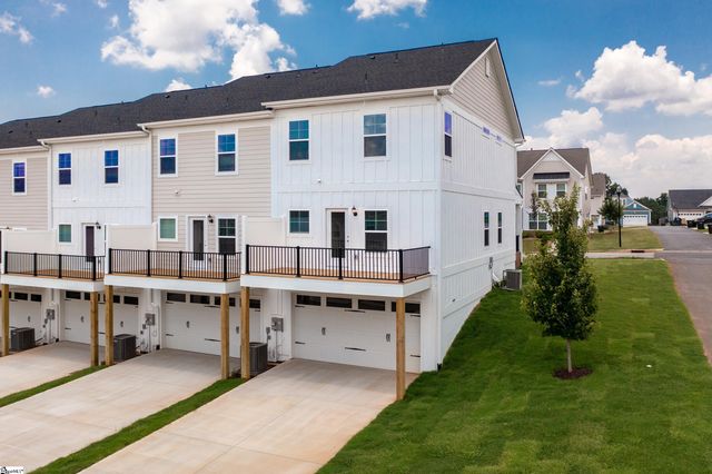 33 Leander Drive, Greer, SC 29651